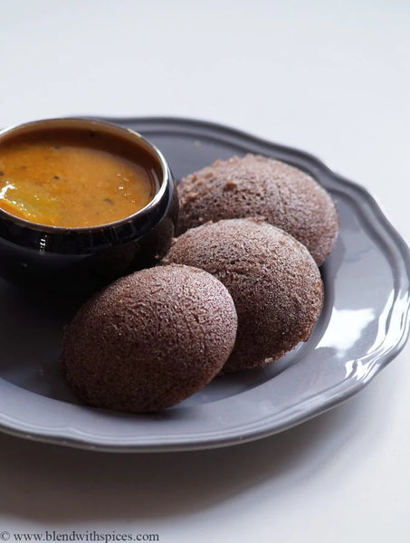 Instant Ragi idli for healthy breakfast