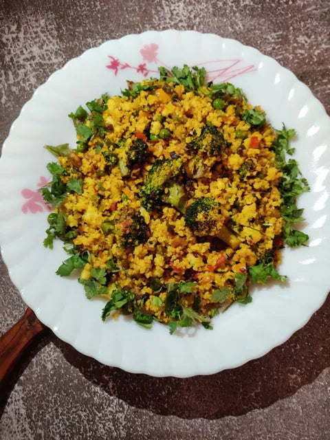 Millet fried rice with broccoli methi and peas